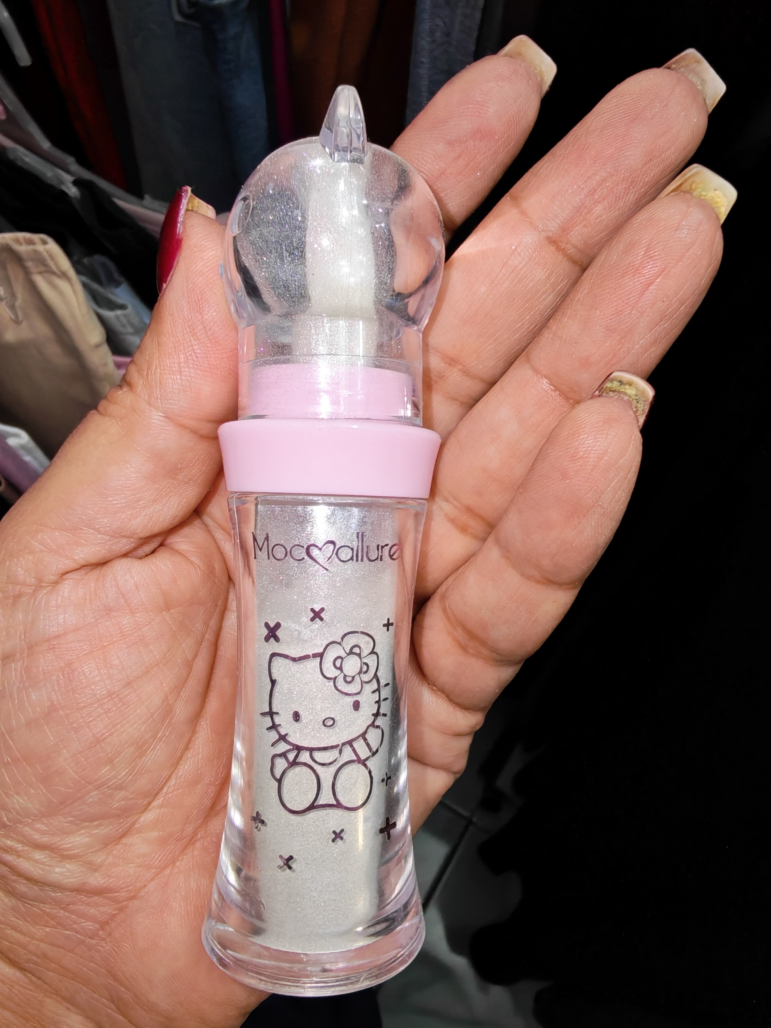 Iluminador líquido Mocoallure Hello Kitty